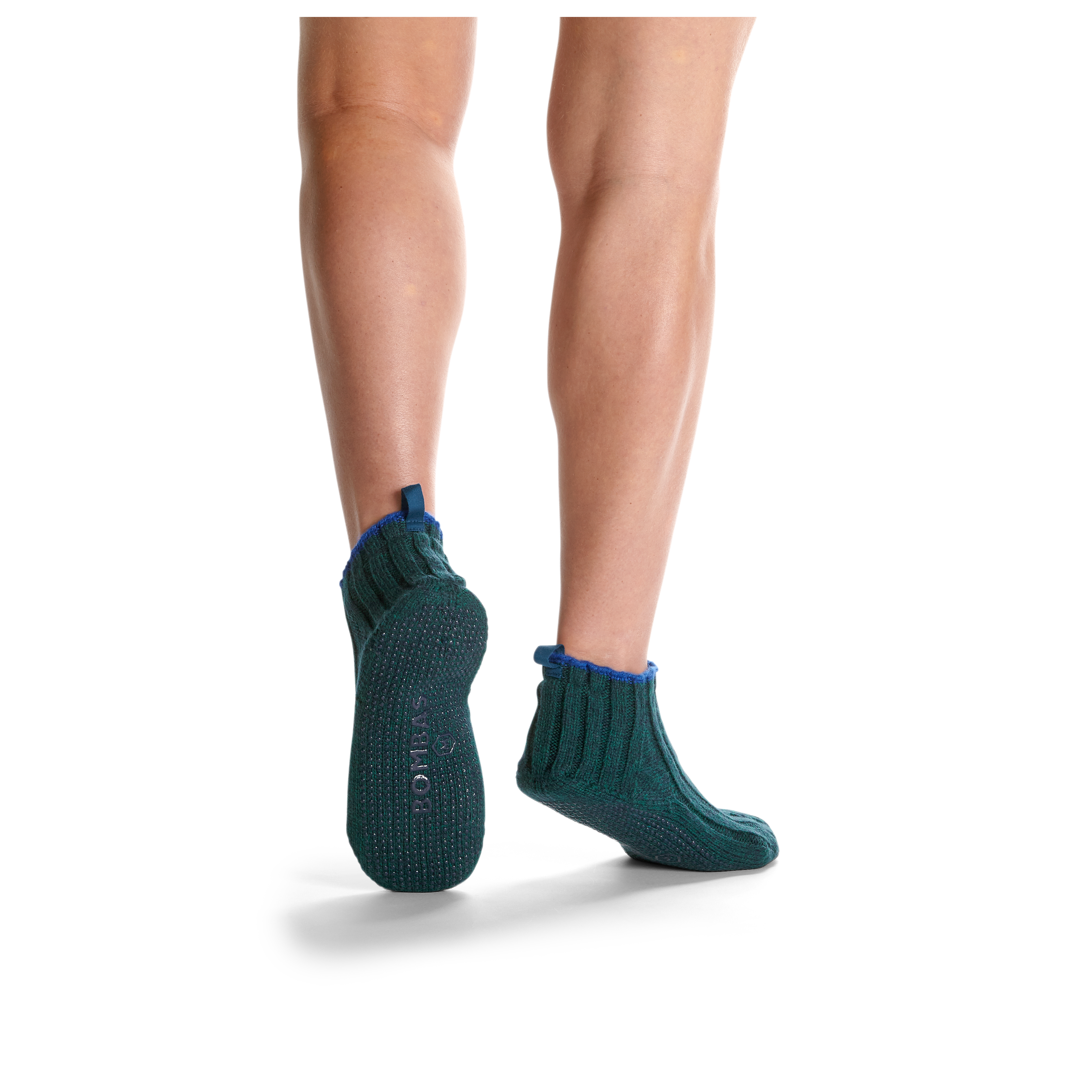 Women's Gripper Slipper Cable Knit (12)